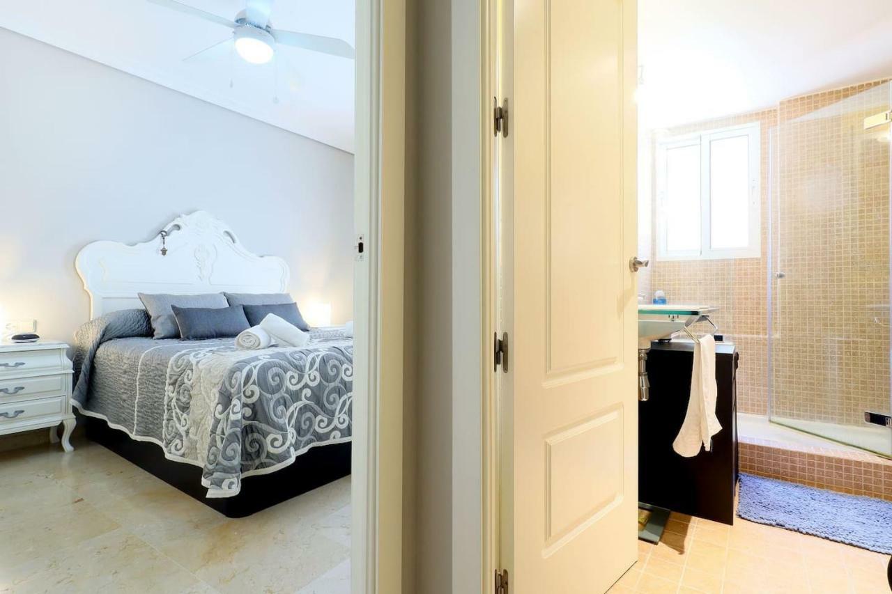 Apartament Duque De Hornachuelos, Parking En Pleno Centro
